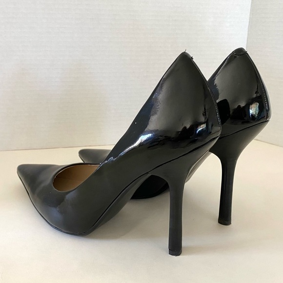 Guess Cyrano2 Black Stiletto 4.5” Pumps Size 10 M — Y2K - Picture 3 of 15
